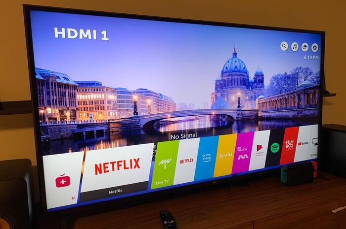 SPC ST65X Smart TV 65 Inch Harga Murah Dilengkapi Built-In Soundbar