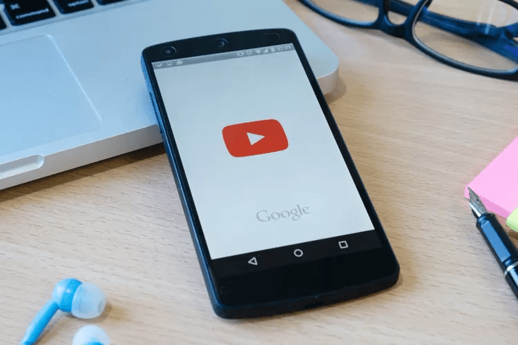 Inovasi Terbaru YouTube, Sering Lupa Judul Lagu Kini Pencarian Lagu Hanya Dengan Bernyanyi