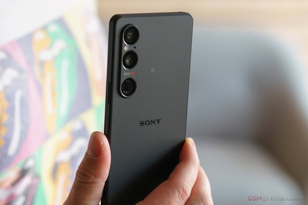 Sony Xperia 1 VI, Smartphone Premium dengan Performa Tinggi, Kamera Canggih, dan Desain Eksklusif 