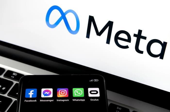 Perubahan Besar Meta Uji Perkenalan Chatbot AI Pada Aplikasi Medsos