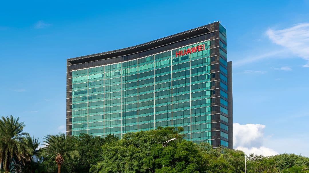 Huawei Berterima Kasih ke AS karena Picu Kemajuan Industri Chip China