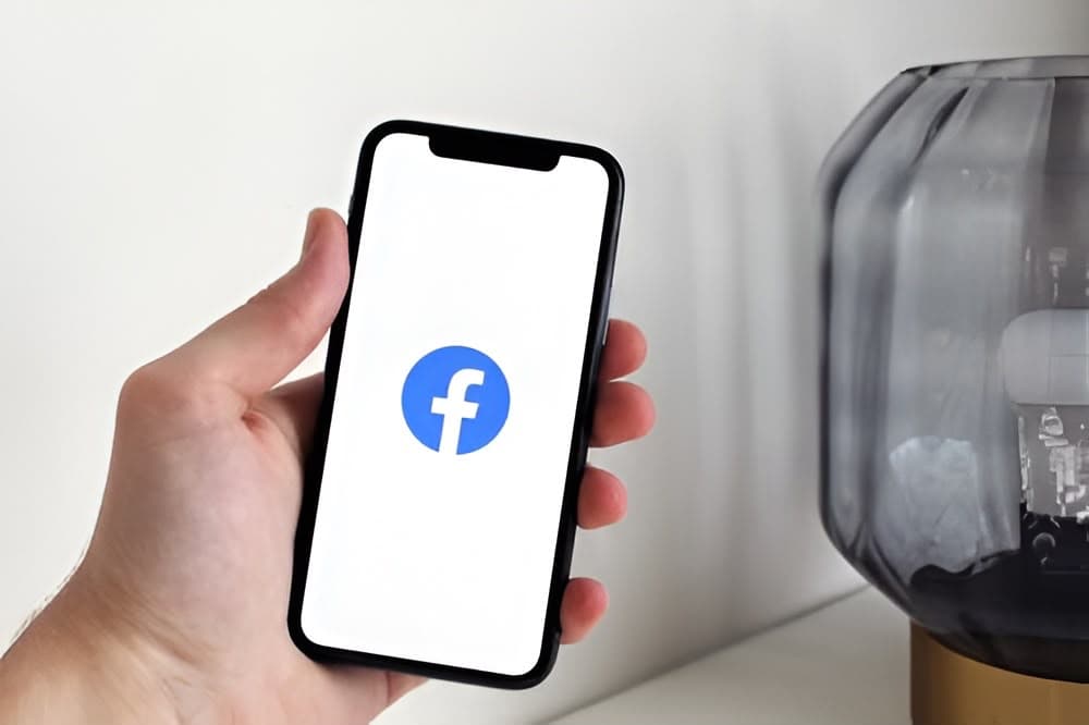 5 Cara Menghasilkan Uang dari Facebook, Bisa dari Endorse hingga Langganan