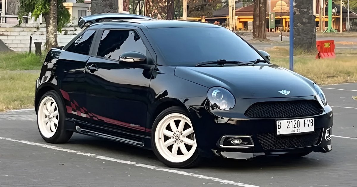 Suzuki Swift Modifikasi Mini Coupe Dijual Rp129 Juta di Indonesia
