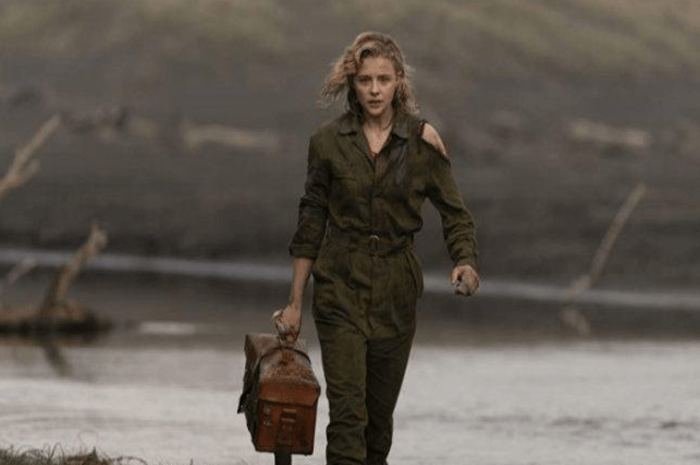 Tayangan Bioskop Trans TV Malam ini 6 April 2024 ada Film Shadow In The Cloud
