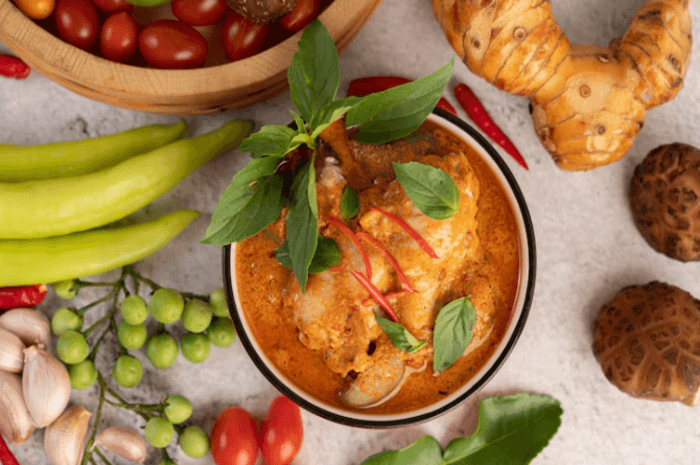 Resep Opor Ayam Spesial Lebaran 2024 Simpel dan Enak, Dijamin Ketagihan