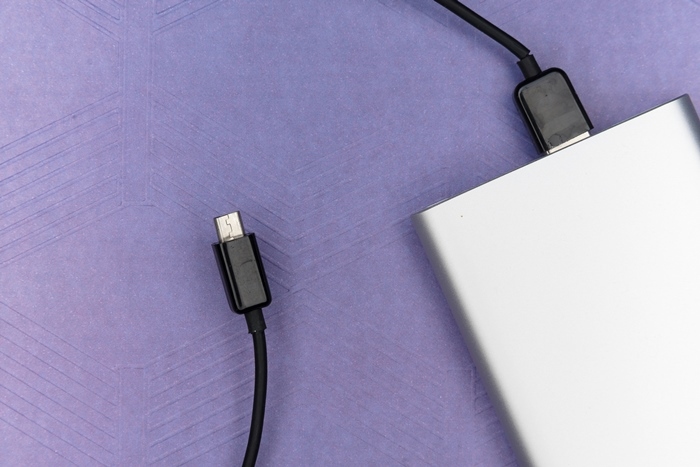 Kenali 8 Tips Sebelum Membeli Memilih Power Bank Agar Awet dan Aman Digunakan