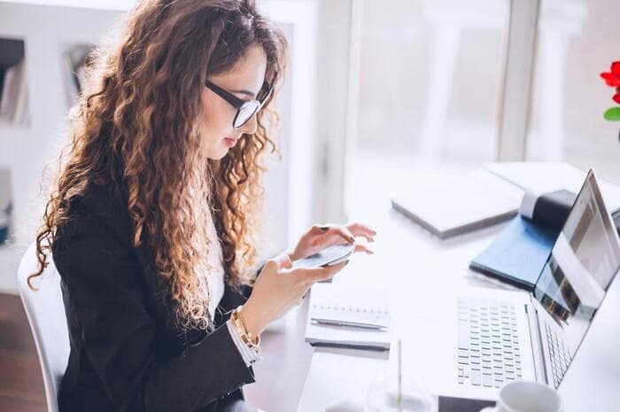 Kenapa Banyak YouTuber Pemula Rekomendasiin jasaiklanview.com? Ini Jawaban Jujurnya!